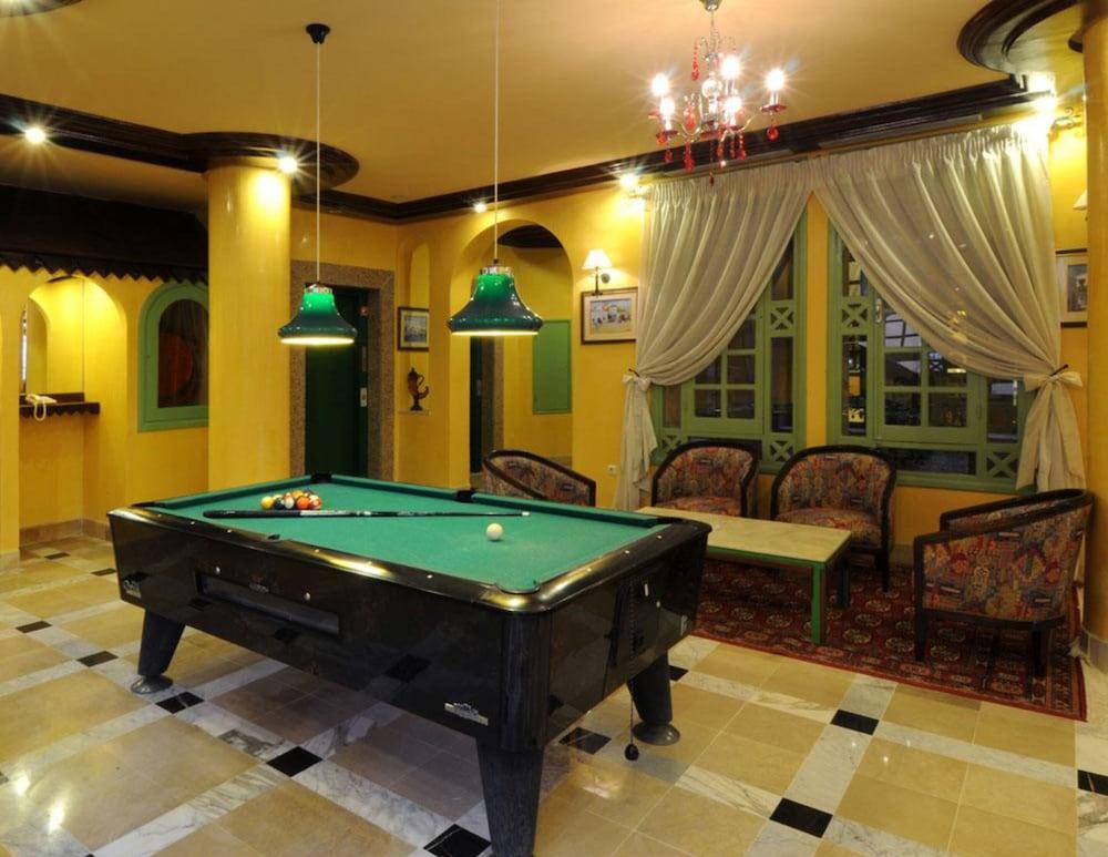 Dar Ismail Tabarka Hotel ภายนอก รูปภาพ